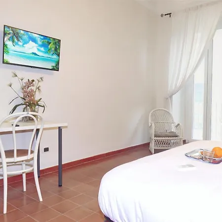 아파트 50M Dal Mare - Centro Di Anzio - 6 Ospiti *