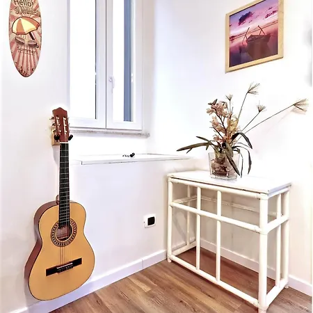 Intera Casa - 50m Dal Mare - Centro Di - 6 Ospiti Appartement