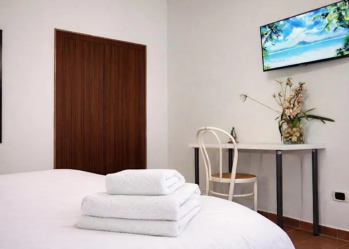 Intera Casa - 50m Dal Mare - Centro Di - 6 Ospiti Apartmán *